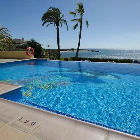 Apartamento Primera Linea De Playa Estepona