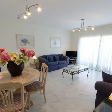 Apartamento Primera Linea De Playa Estepona